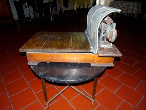 Balance ancienne TARE Jean Feuillerat Agen 250 Monflanquin (47)