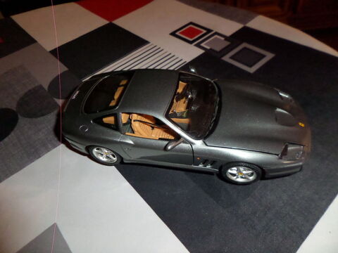 voiture Ferrari 550 maranello 1996 de marque  BURAGO  20 Ancenis (44)
