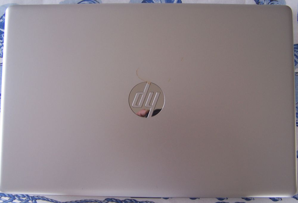 Ordinateur portable hp 17 pouces. Matériel informatique