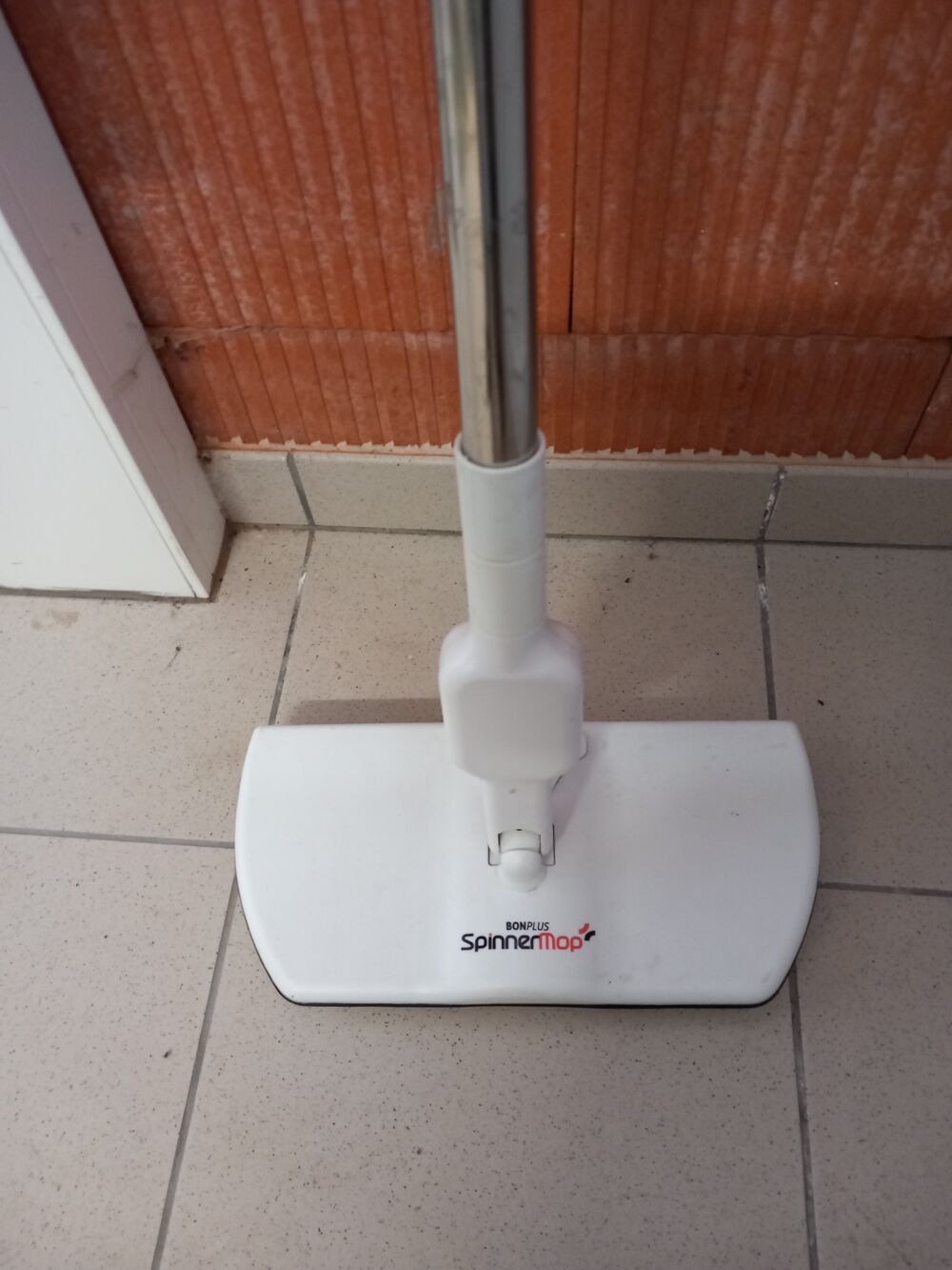 Aspirateur et balai mecanique Electroménager