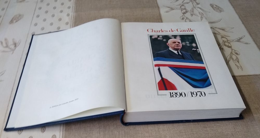 Tr&egrave;s joli livre de la vie extraordinaire / Charles De Gaulle 