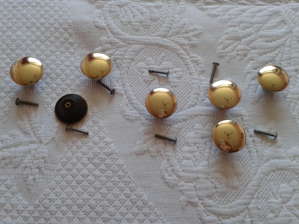 boutons dor&eacute;s pour meuble Bricolage