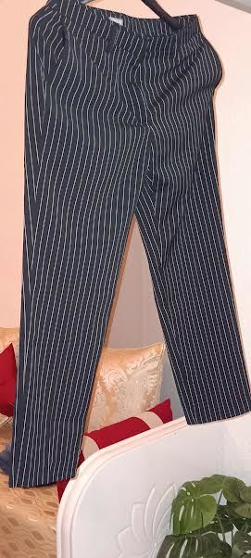 Pantalon Carotte &agrave; rayures tennis - Taille 36 (S) 
Vêtements