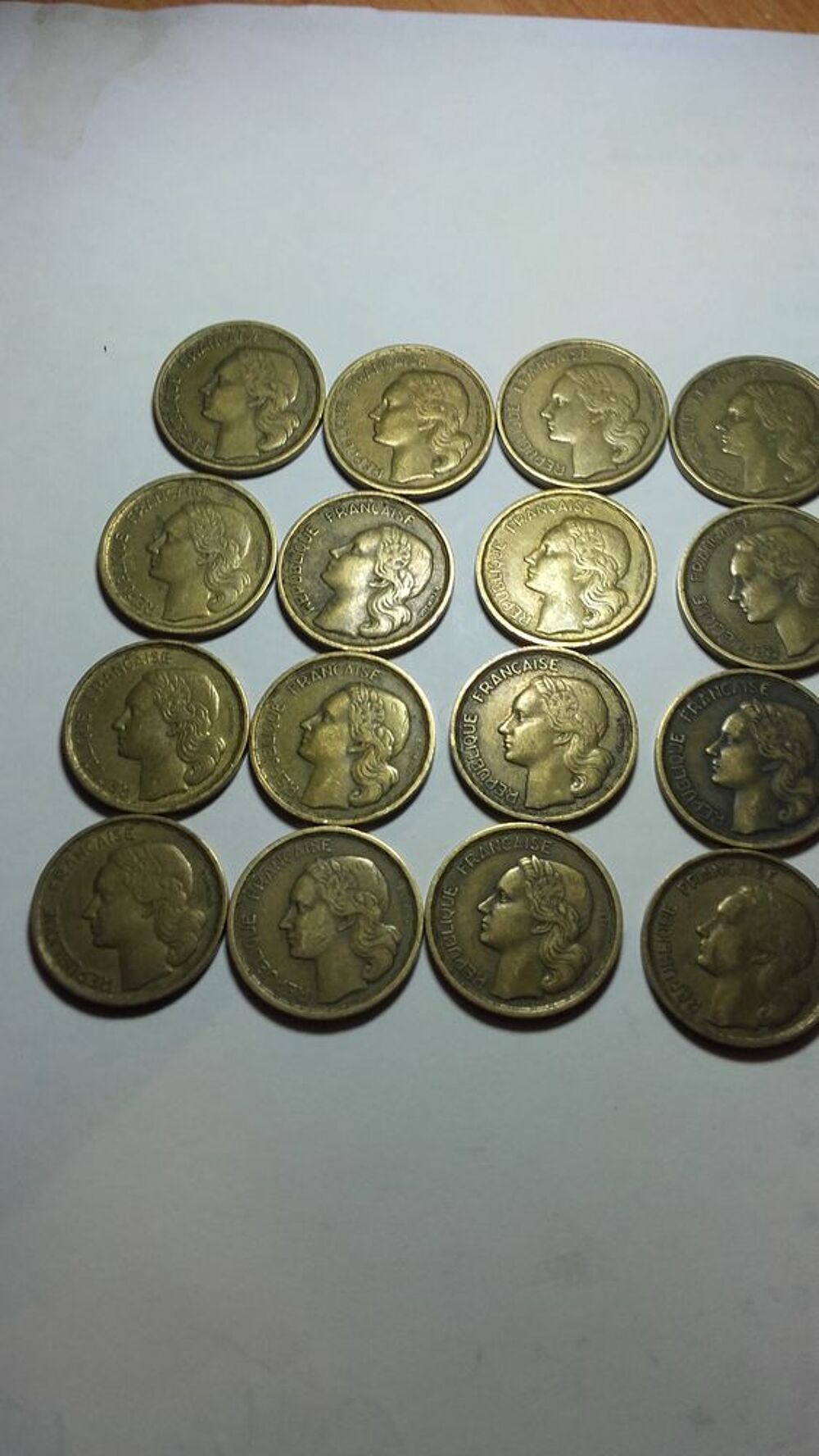 Second lot de 16 pi&egrave;ces de 10 Francs Guiraud . 