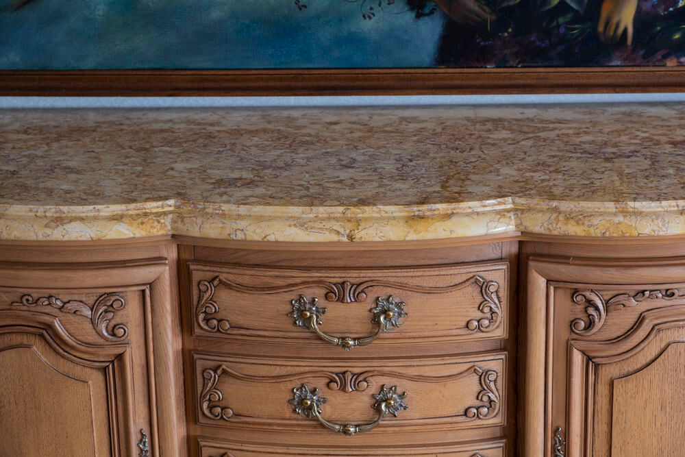 Bahut style Louis XV ch&ecirc;ne massif Meubles