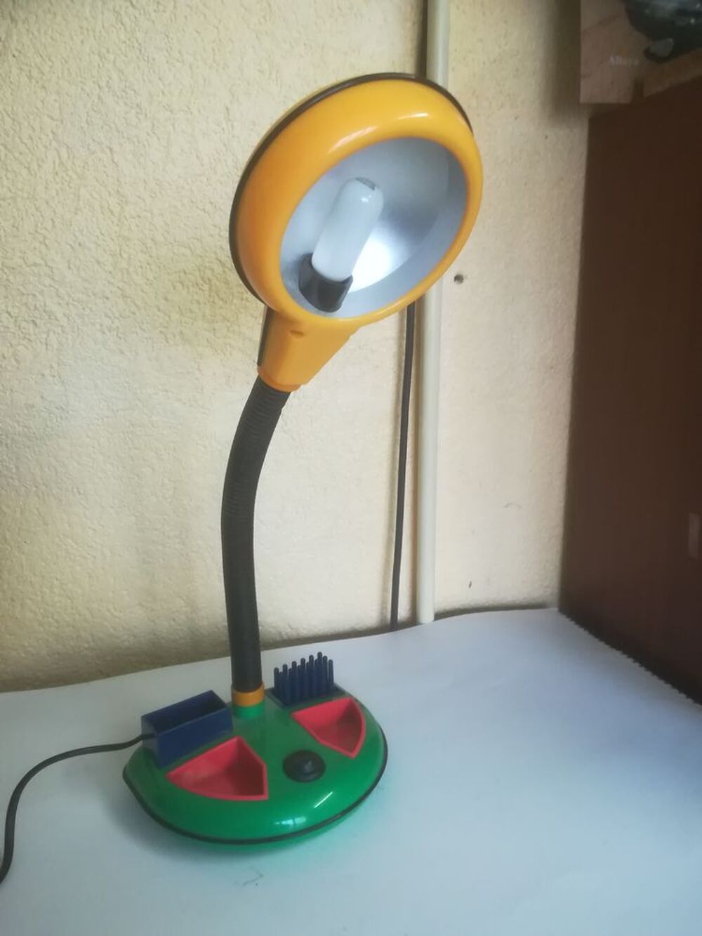 LAMPES ET ORGUE Mobilier enfants