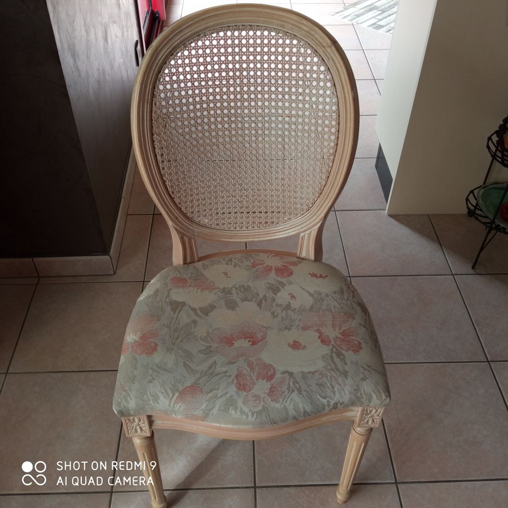 CHAISES SALLE A MANGER Meubles