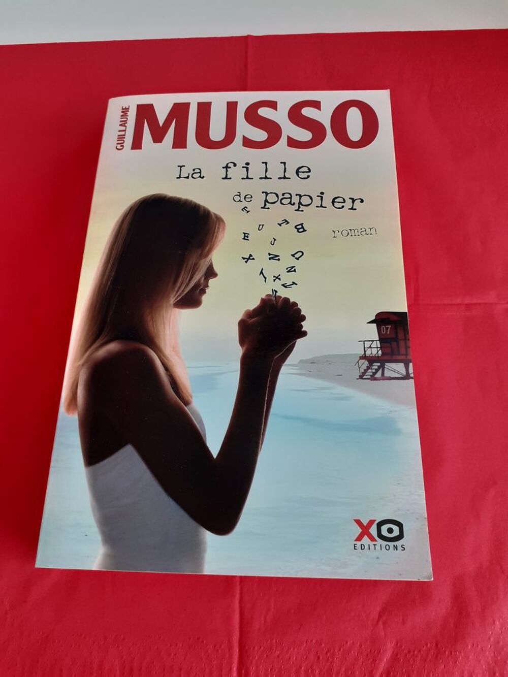 Livre "LA FILLE DE PAPIER" Guillaume MUSSO Livres et BD