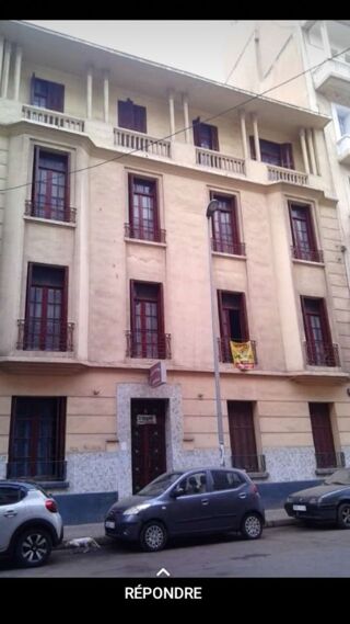  H�tel Particulier � vendre 15 + pi�ces 173 m� Casablanca-anfa? maroc