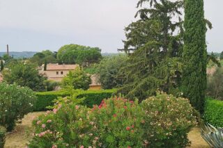 Vente Villa VILLA-PISCINE-JARDIN Saint-quentin-la-poterie