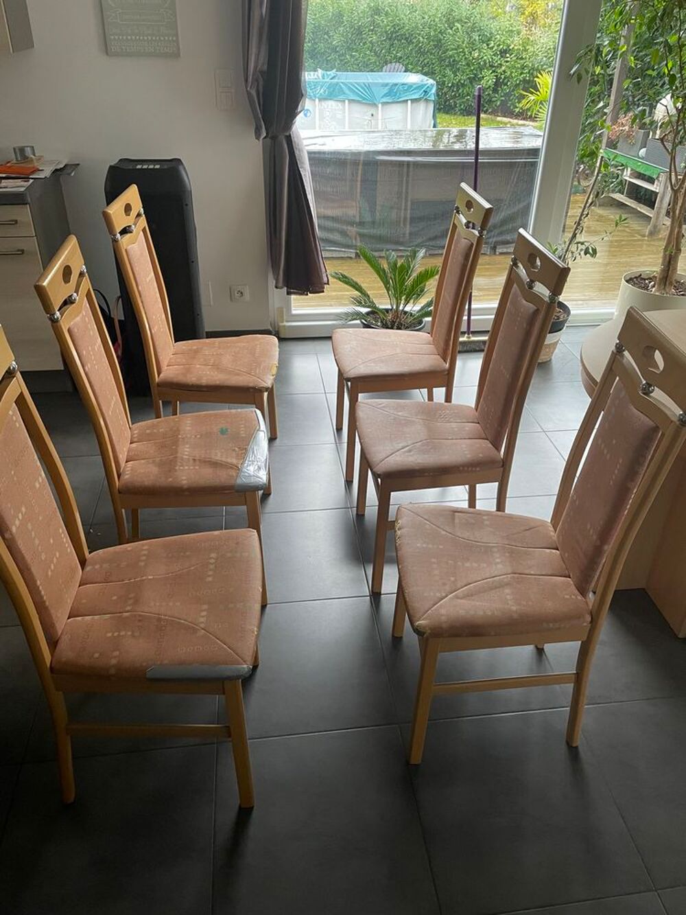 Salle &agrave; manger Meubles