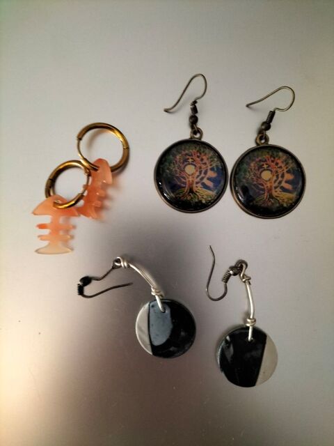 Lot de boucles d'oreilles neuves 15 Gap (05)