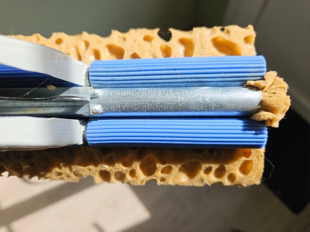 Ensemble Spontex : Balai-&eacute;ponge essorage int&eacute;gr&eacute; + seau de 1 Bricolage