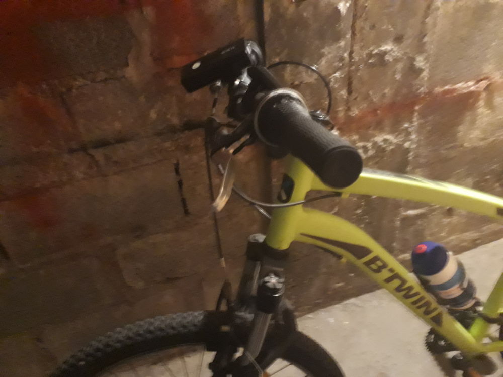 v&eacute;lo B-Twin Vélos