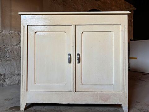 Buffet bois blanc (lot : J4M2B6)
60 Houilles (78)