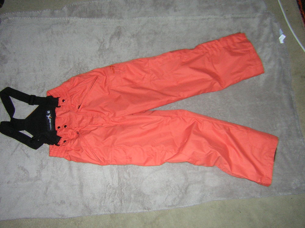 pantalon de ski noir 38 ; pull n'fit Sports