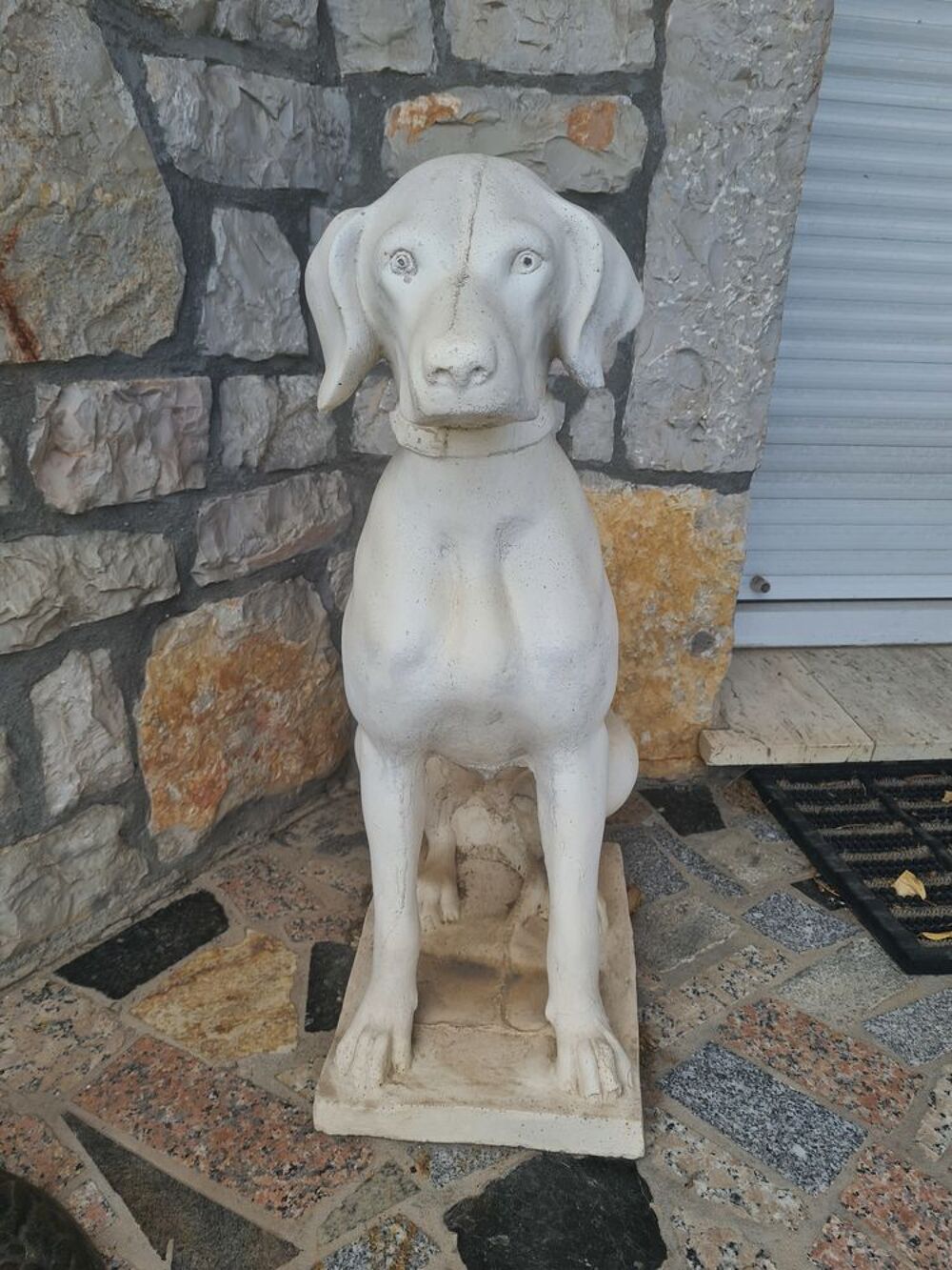 Statue chien en pierre Décoration