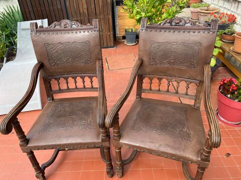 2 Fauteuils ancien cuir ancien assise et dos imprime Varennes-sur-Seine (77)