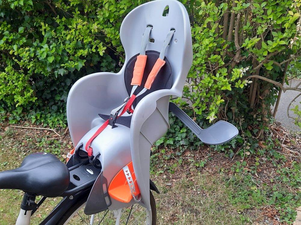 Siege b&eacute;b&eacute; pour v&eacute;lo Bitwin D&eacute;cathlon. Vélos