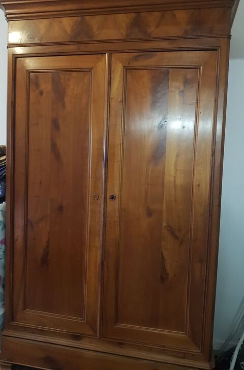 ARMOIRE Plo�rmel (56)