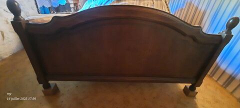 2 Bois de lit en ch�ne massif 140 x 190 100 Le Buisson-de-Cadouin (24)