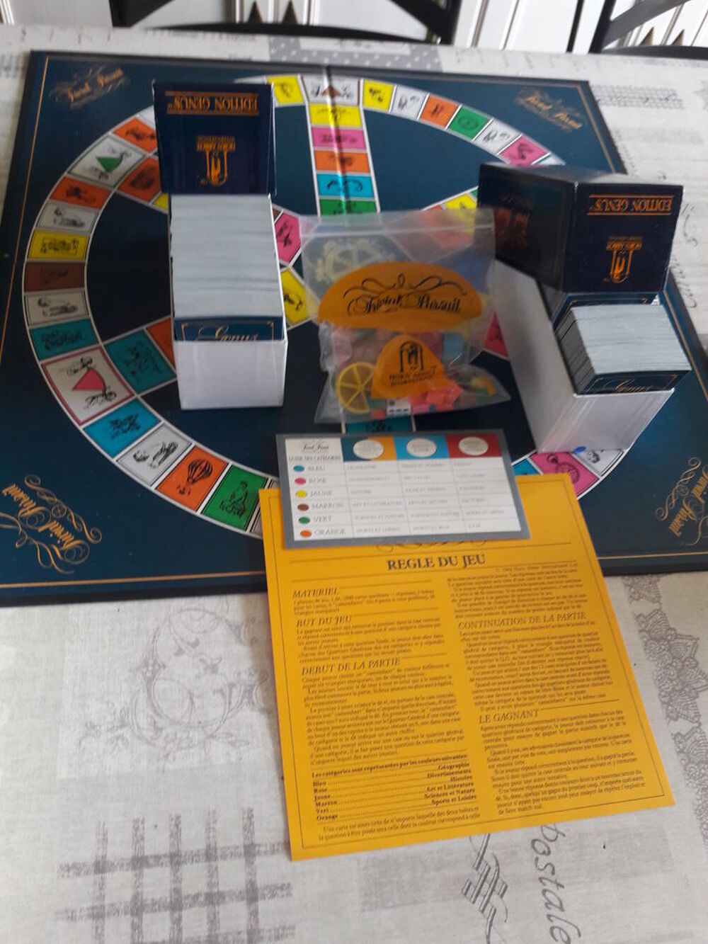 Trivial Poursuit complet Jeux / jouets