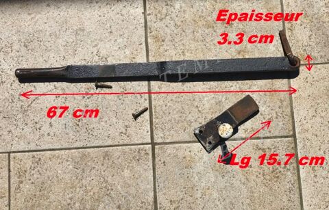 ANCIENNE FERMETURE CENTRALE BARRE ACIER PORTE DE GRANGE 30 Sergines (89)