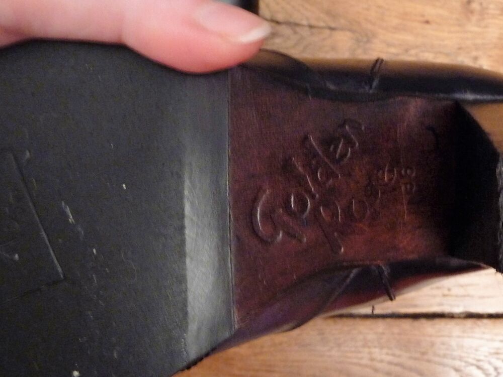 Bottines/ Boots &agrave; Talon Cuir Noir- Pointure 37-Golden Rose Chaussures