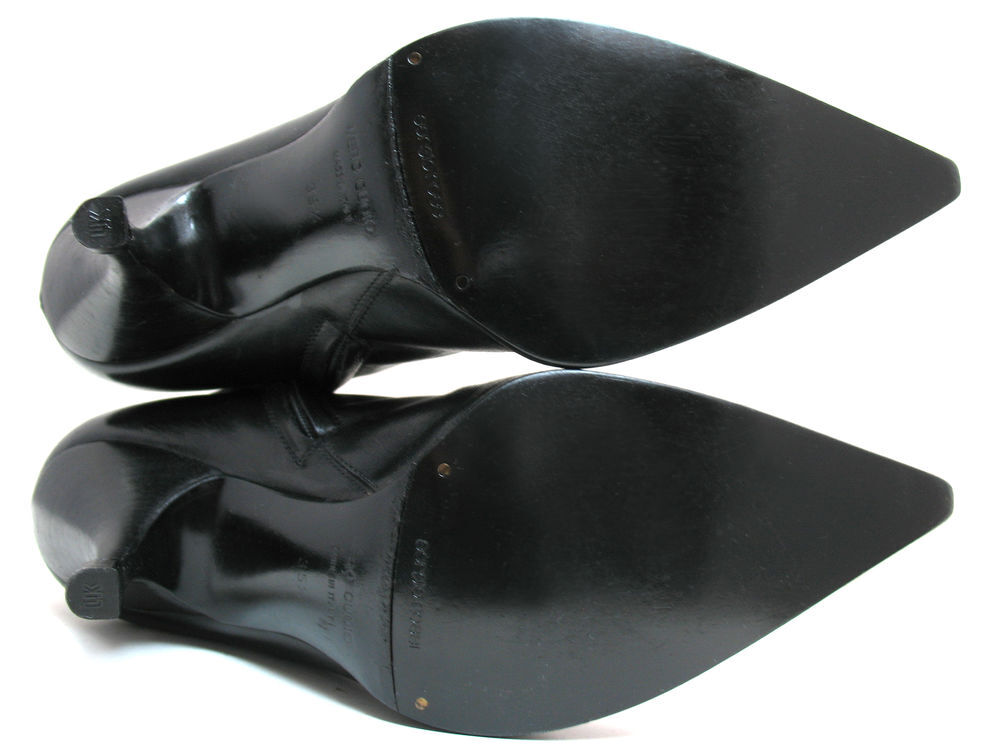 BOTTES SERGIO ROSSI TAILLE 35,5
Chaussures