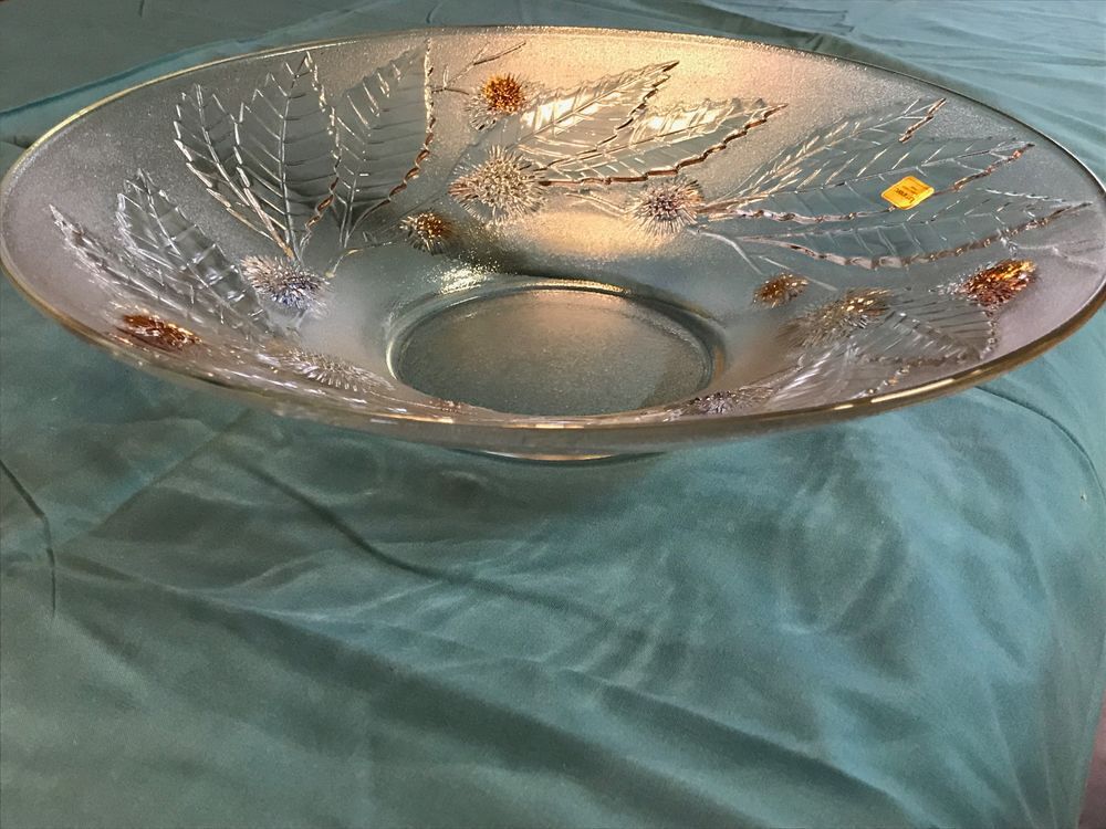 Coupe &agrave; fruits en verre moul&eacute; &agrave; d&eacute;cor de feuilles Cuisine