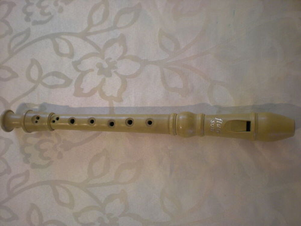 une fl&ucirc;te Instruments de musique