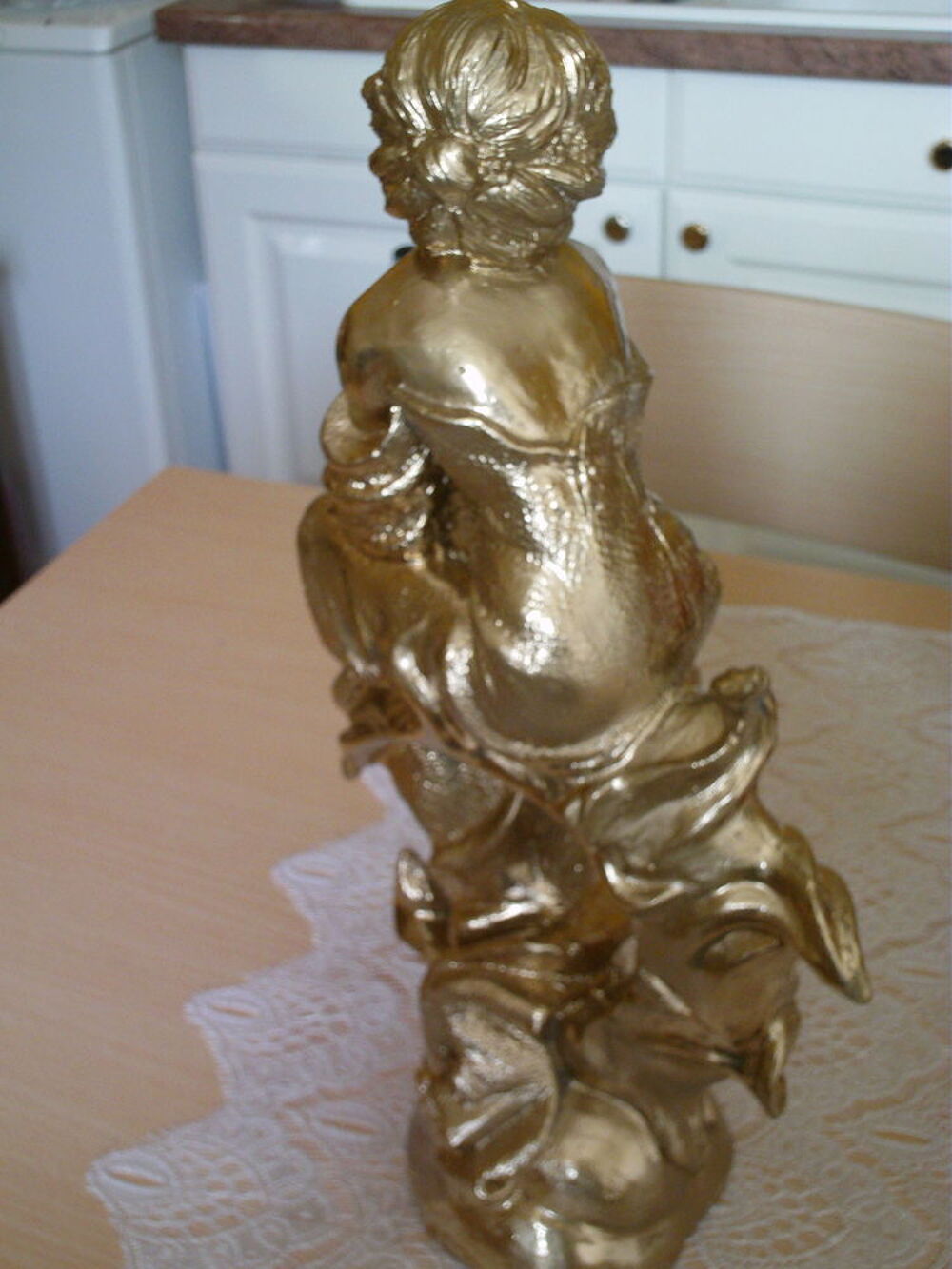 Statue ancienne femme en pierre dor&eacute; or fin N&deg;790 Décoration