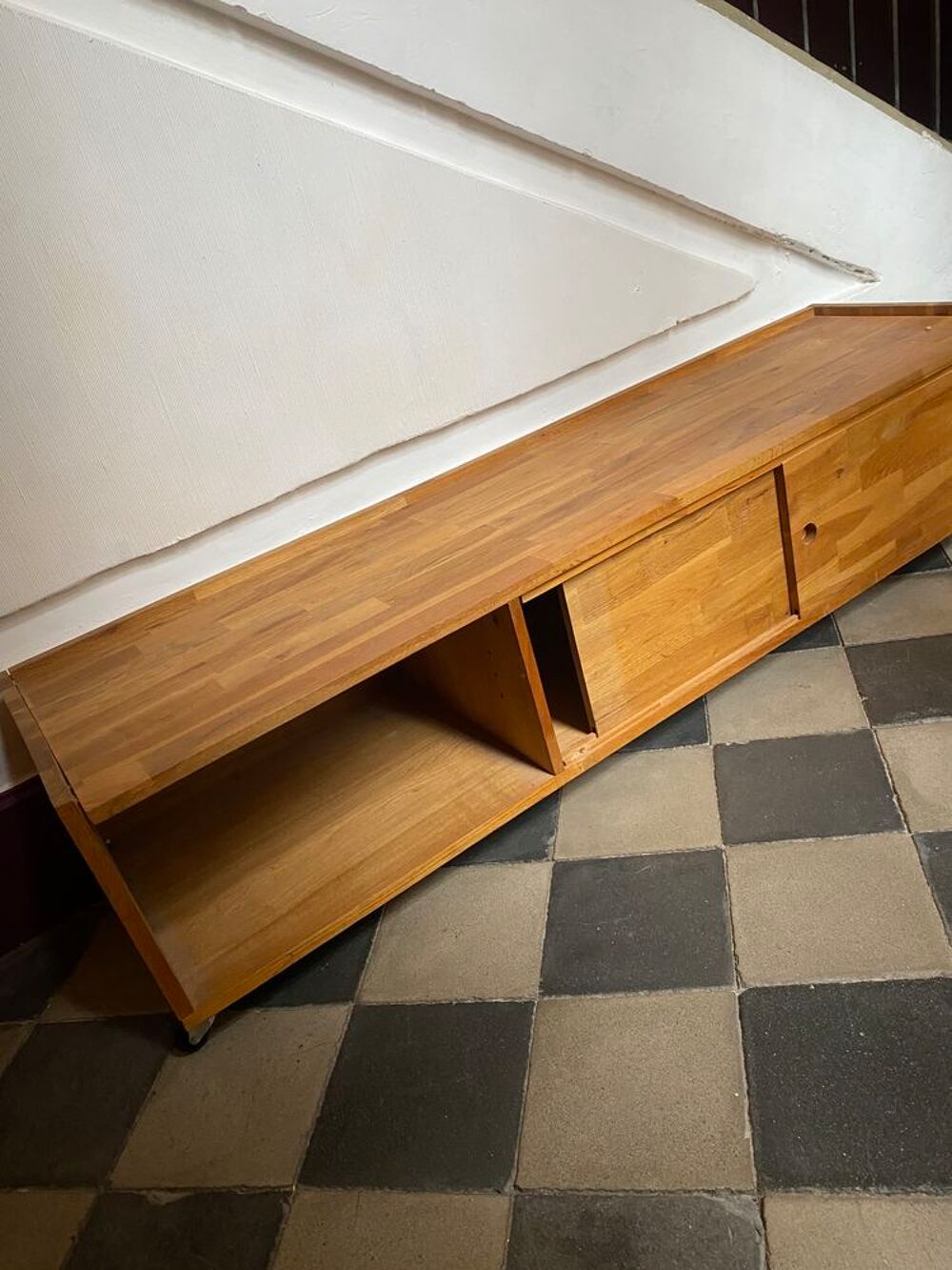 Meuble bas TV / Hi Fi , &eacute;tat neuf Meubles