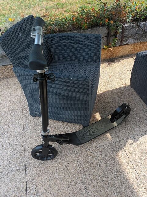 Trottinette globber adulte et enfant R�glage hauteur 3positi 49 Sainte-Eulalie-en-Born (40)