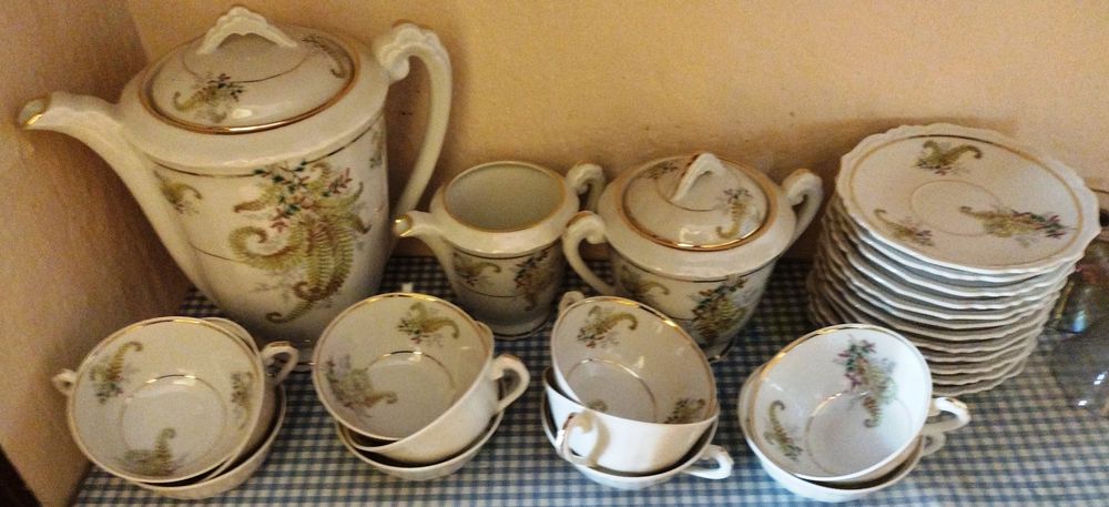 Service caf&eacute; porcelaine Limoge Lucien Michelaud 