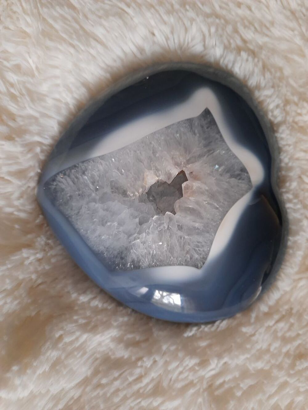 Pierre Agate bleue forme de coeur 