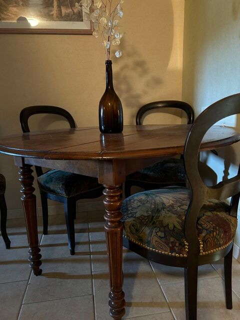 Table salle  manger 80 Cahors (46)