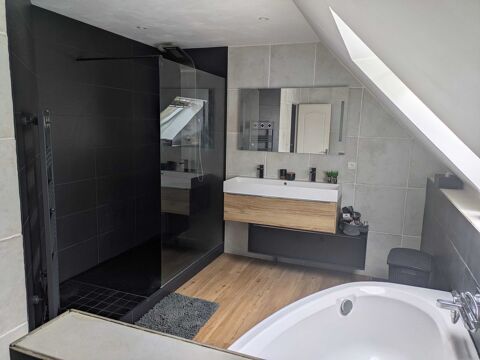   Maison à   vendre Maison - 6 pièce(s) - 130 m²