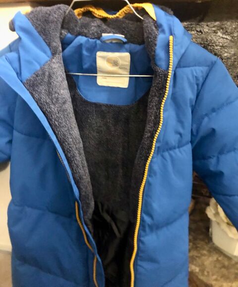 Combinaison de skis matelass�e avec capuche Ruaudin (72)