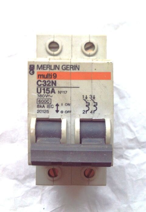 Disjoncteur Merlin Gerin 10 Villeurbanne (69)