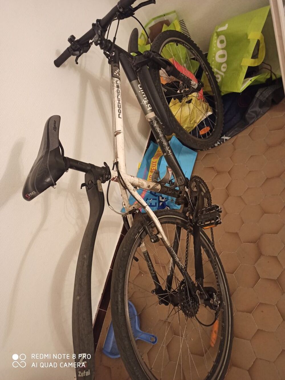 Saisissez le titre de votre objet. Vélos