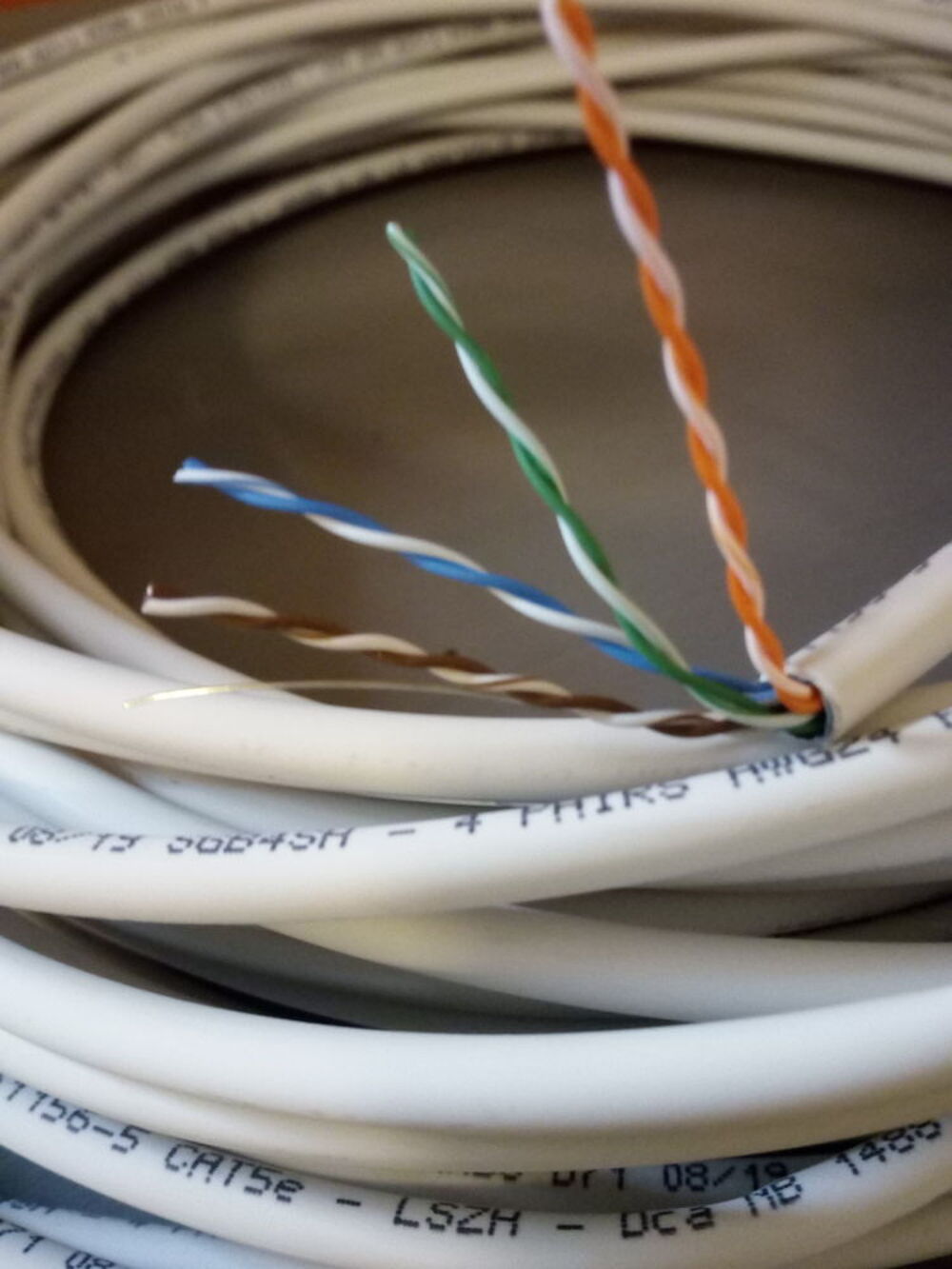 cable informatique 4 paires cat 5 Bricolage