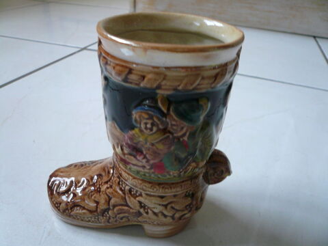 Vase   Botte marron   7 Franqueville-Saint-Pierre (76)