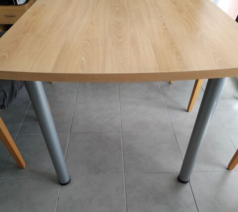 Table 162cmX85  5 Saint-Martin-du-Var (06)