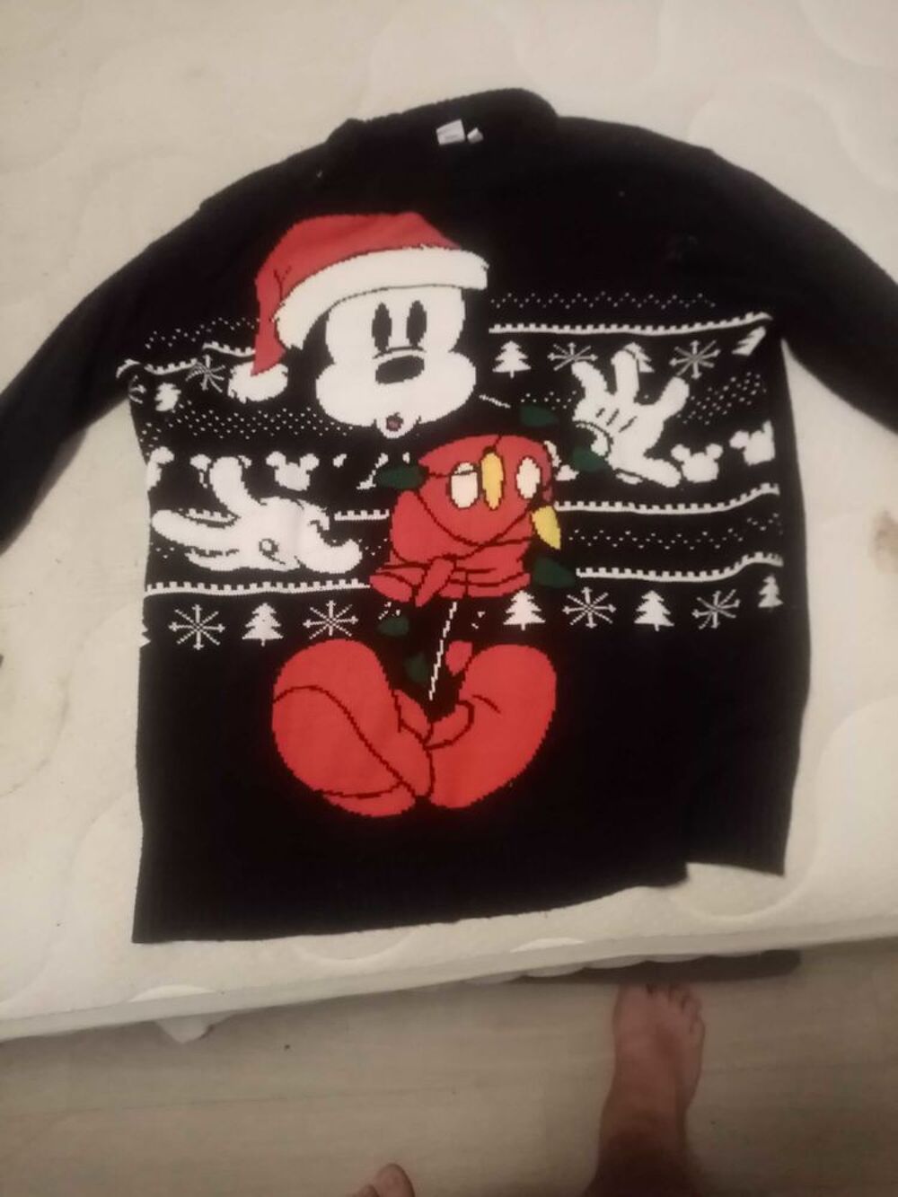 pull de Mickey pour No&euml;l V�tements