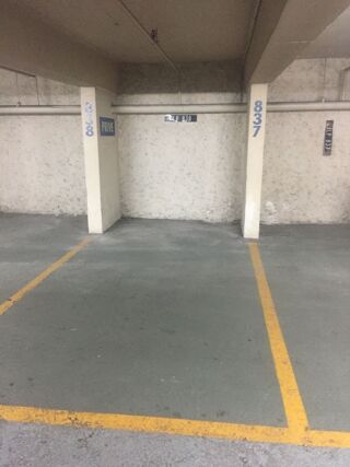  Parking / Garage à vendre 13 m²