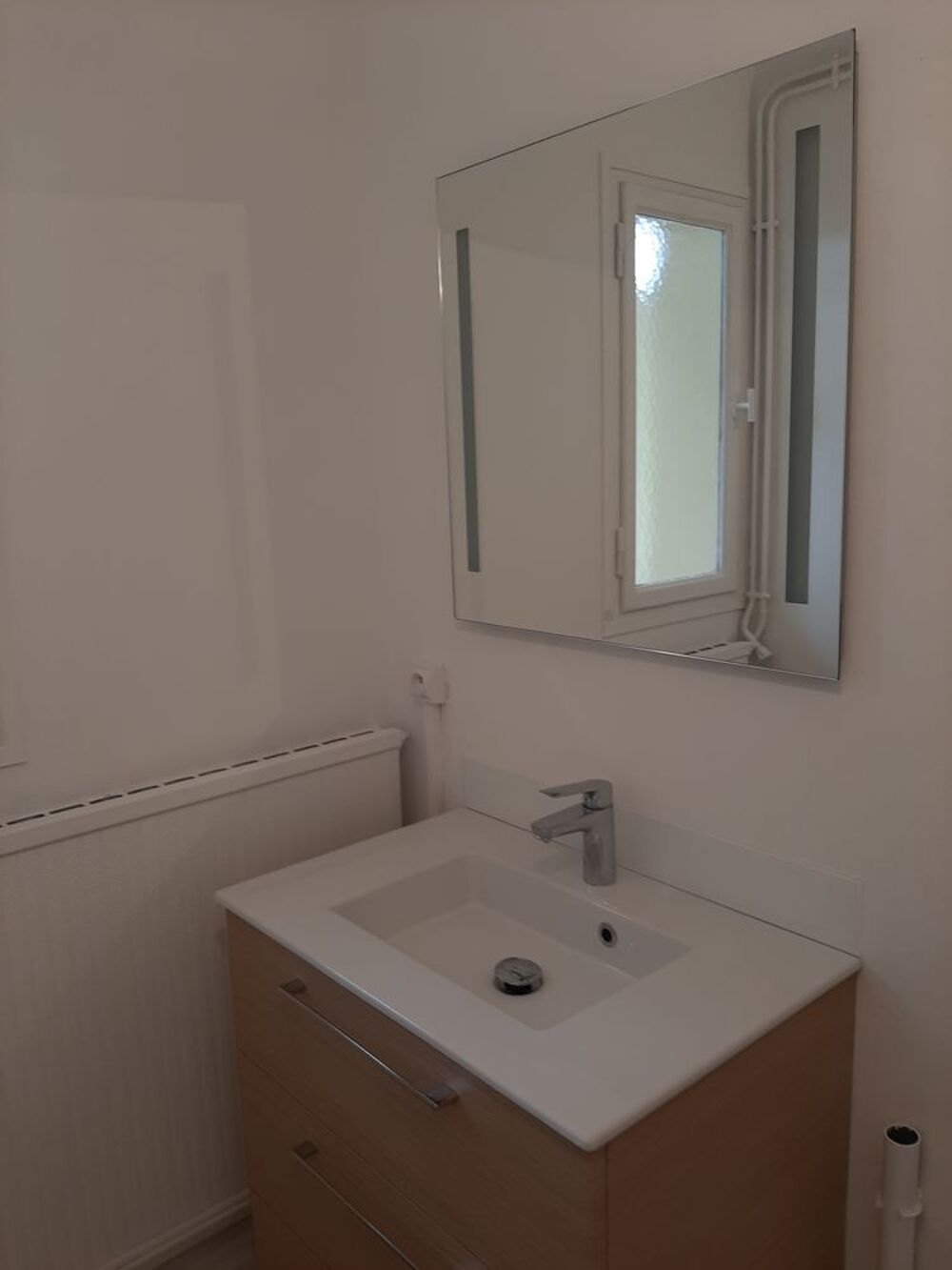 Location Appartement T3 rénové avec place de parking Valence