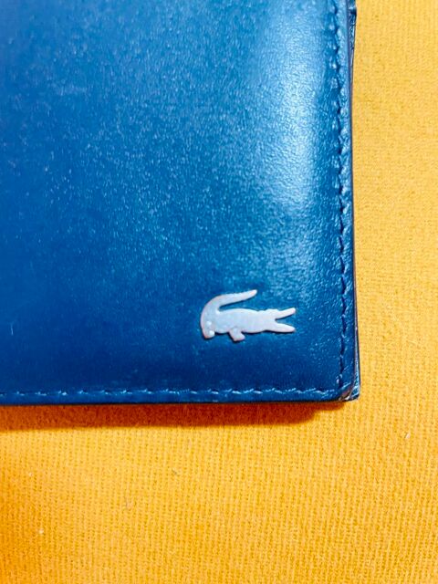 Portefeuille Lacoste 40 Nantes (44)