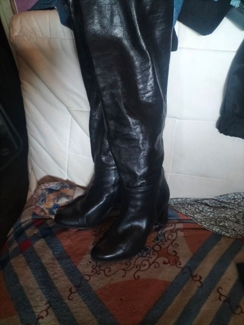 Bottes cuir v&eacute;ritable Italie pointure 39 tr&egrave;s bon &eacute;tat Chaussures
