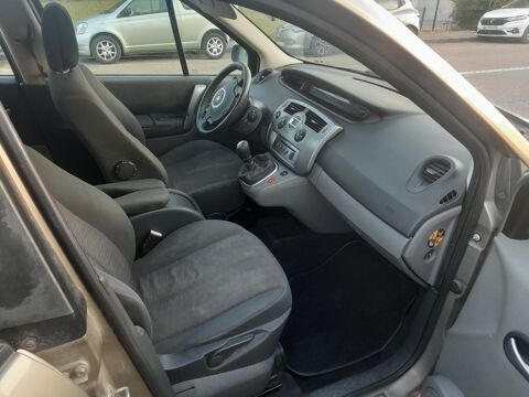 Renault grand scenic ii Grand Scenic 1.9 dCi 130 Carminat 5 pl